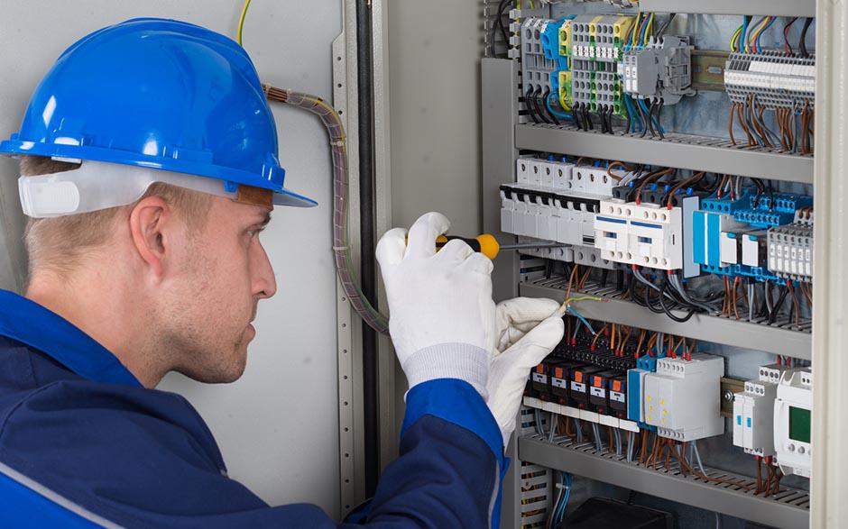 tarif horaire d'un électricien Chilly-Mazarin
